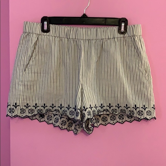 Madewell Pants - Madewell Women’s M flowy shorts
